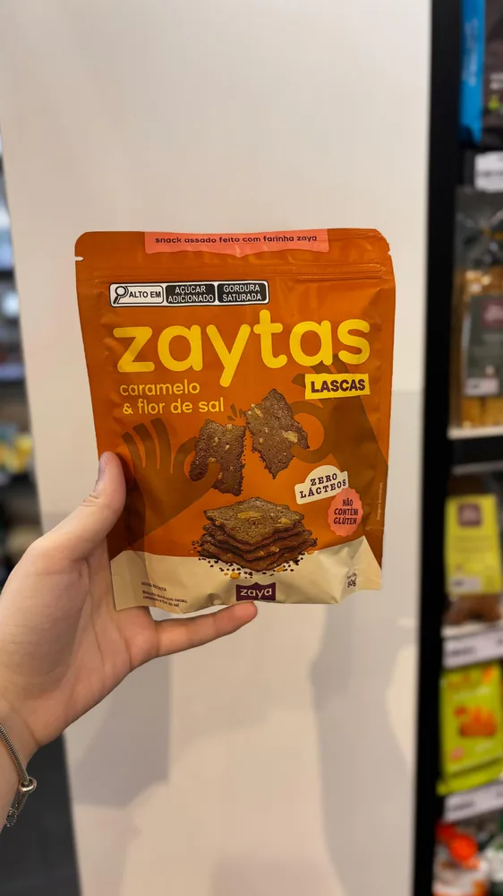 Zaytas lascas de brownie caramelo e flor de sal sem glúten Zaya